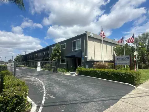 9081 Cerritos Ave, Anaheim, CA 92804