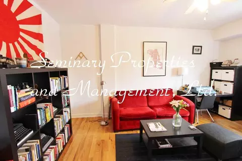 936 W Sunnyside Ave, Chicago, IL 60640