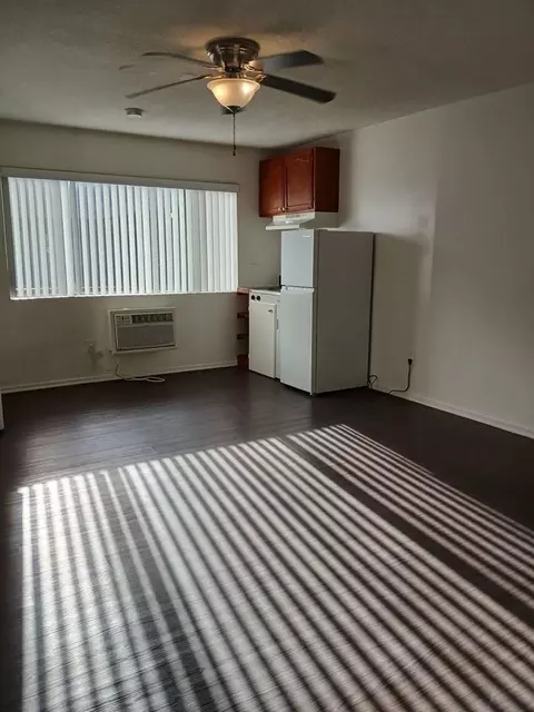 321 S Hobart Blvd, Los Angeles, CA 90020