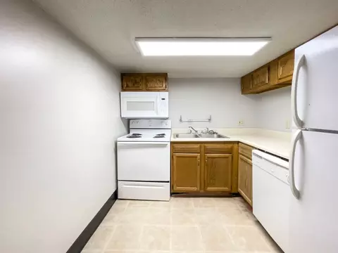 106 N Mckinley Ave, Muncie, IN 47303