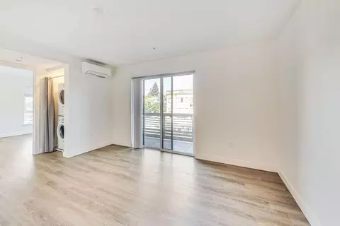 4045 Broadway, Oakland, CA 94611