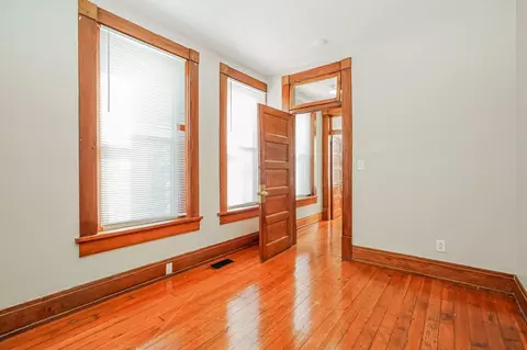 802 E Main St, Columbus, OH 43205