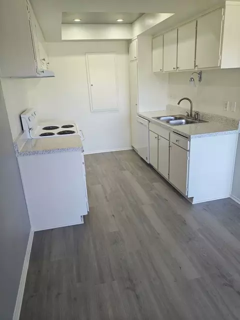 1950 E Santa Clara Ave, Santa Ana, CA 92705