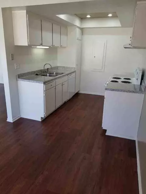 1950 E Santa Clara Ave, Santa Ana, CA 92705
