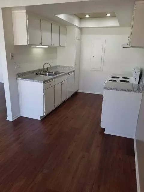 1950 E Santa Clara Ave, Santa Ana, CA 92705