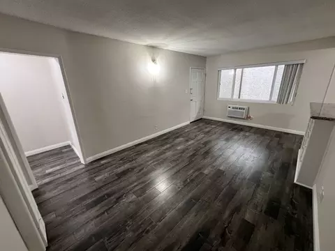 327 N Isabel St, Glendale, CA 91206