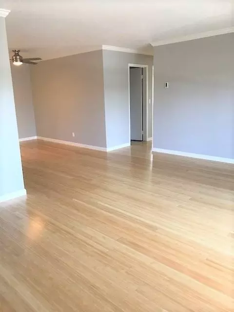 2645 California St, Mountain View, CA 94040