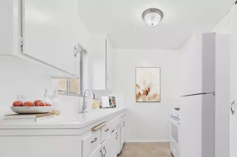 6743 Whitsett Ave, Valley Glen, CA 91606