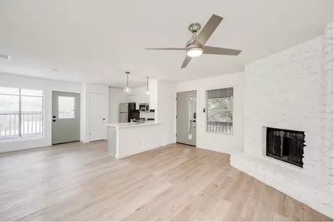 5802 Cougar Dr, Austin, TX 78745