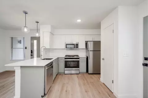 5802 Cougar Dr, Austin, TX 78745