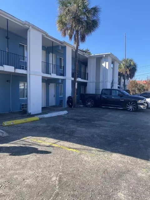 403 14th Ave S, Myrtle Beach, SC 29577