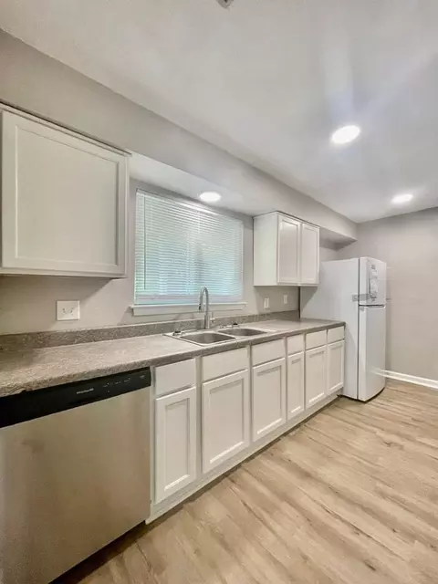 205 S Mitchell Ave, San Marcos, TX 78666