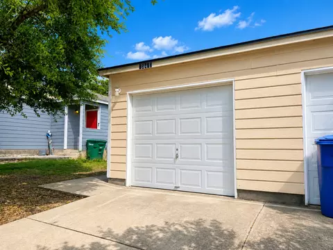 15415 Kamary Ln, San Antonio, TX 78247