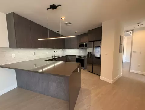 495 The Promenade N, Long Beach, CA 90802