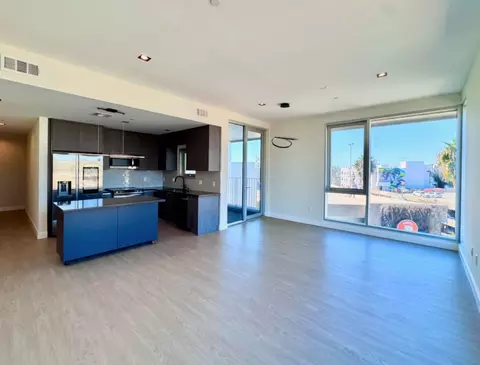 495 The Promenade N, Long Beach, CA 90802