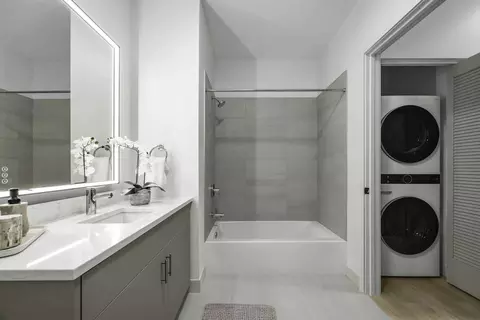 111 W Illinois St, Chicago, IL 60654 photo 10