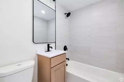 921 Tyson Ave, Philadelphia, PA 19111