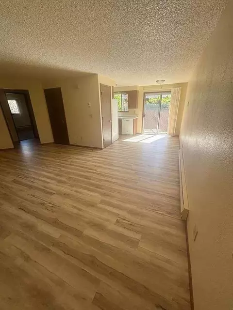 3300 Hollywood Dr NE, Salem, OR 97305
