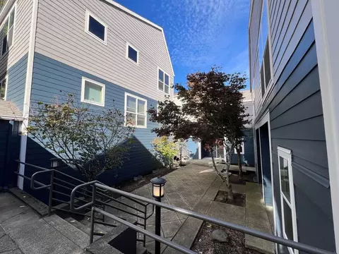 1819 SW 18th Ave, Portland, OR 97201