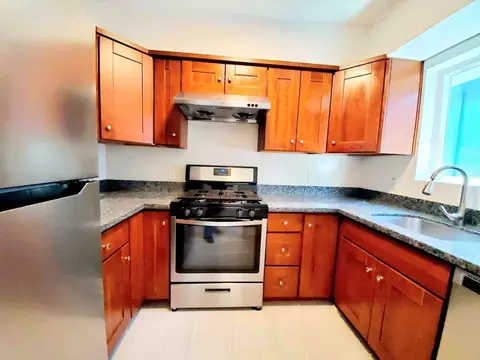 1108 Chula Vista Ave, Burlingame, CA 94010