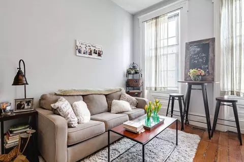 1320 Pine St, Philadelphia, PA 19107