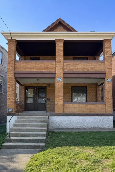 311 Hilton Pl, Cincinnati, OH 45219