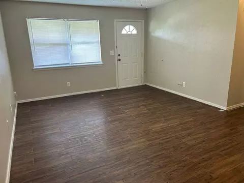 1602 Juniper Cir, Springdale, AR 72764