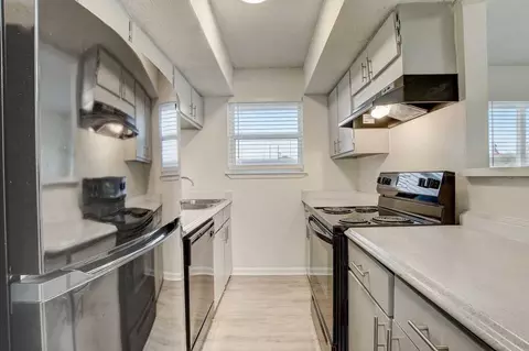8400 Beech Dr, Austin, TX 78758