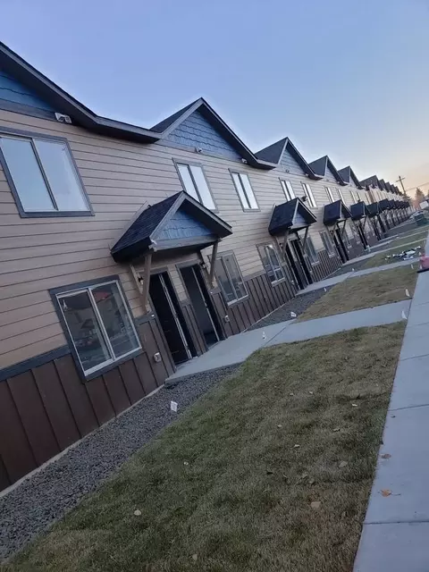 304 S Skipworth Rd, Spokane Valley, WA 99206
