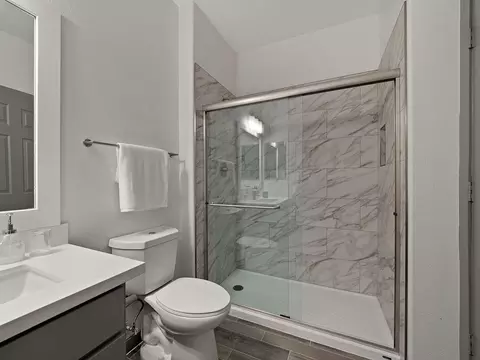 909 E Camelback Rd, Phoenix, AZ 85014 photo 9