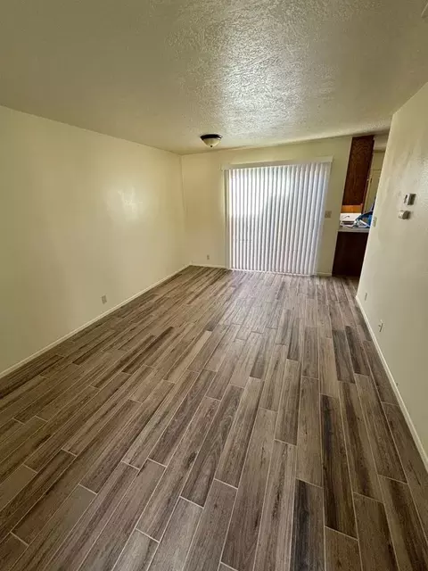 14848 Sequoia St, Hesperia, CA 92345