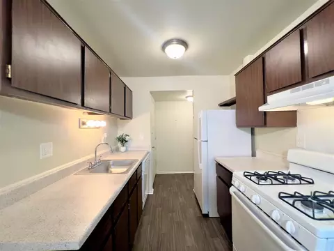 33000 Parkhill St, Wayne, MI 48184 photo 6