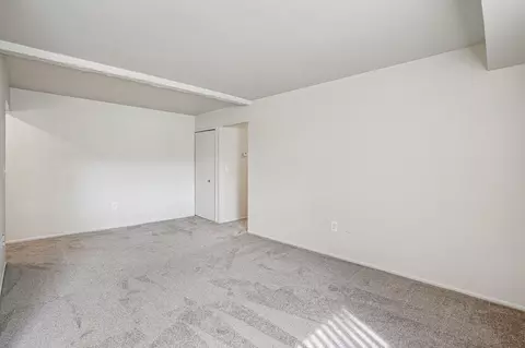 33000 Parkhill St, Wayne, MI 48184 photo 73