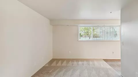 33000 Parkhill St, Wayne, MI 48184 photo 9