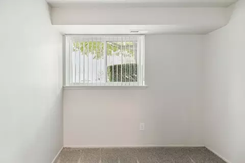 33000 Parkhill St, Wayne, MI 48184 photo 54