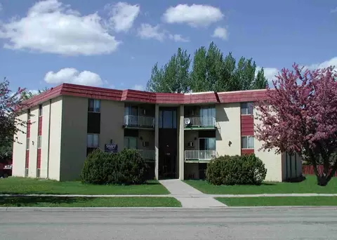 1308 27th Ave S, Moorhead, MN 56560