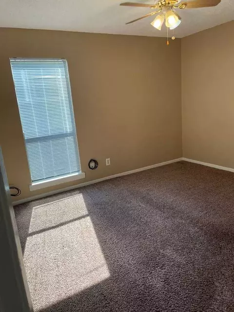 3 N 3rd St, Midlothian, TX 76065 photo 5