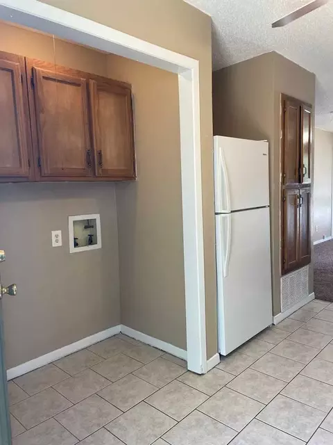 3 N 3rd St, Midlothian, TX 76065 photo 8