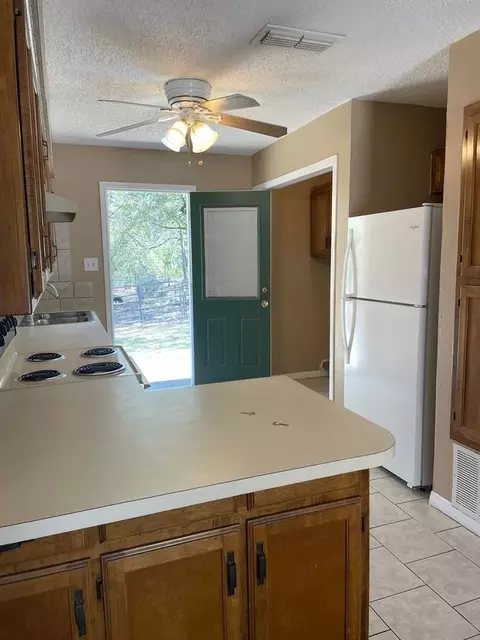 3 N 3rd St, Midlothian, TX 76065 photo 3