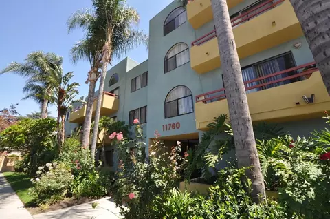 11760 Hamlin St, Los Angeles, CA 91606