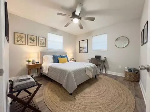 1521 N Avalon Cir, Charleston, SC 29407