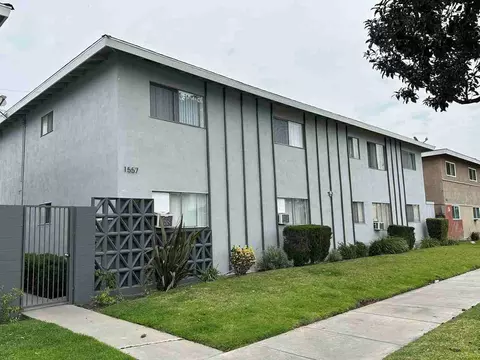 1557 W Ball Rd, Anaheim, CA 92802