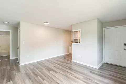 105 Walnut St, Clarksville, TN 37042
