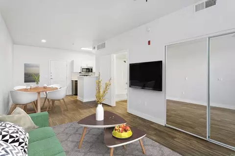 3601 E Mcdowell Rd, Phoenix, AZ 85008 photo 8