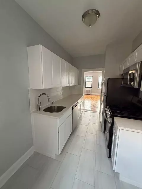 1 W Palisades Blvd, Palisades Park, NJ 07650