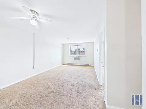 261 Union St, Rockland, MA 02370