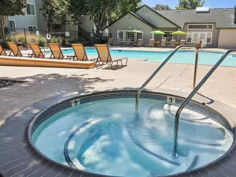 7904 Fall Creek Rd, Dublin, CA 94568 photo 17