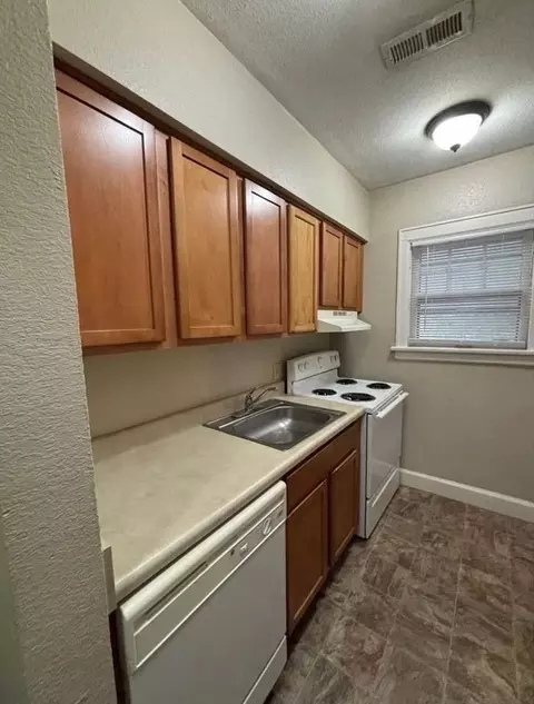 1160 N Emporia Ave, Wichita, KS 67214