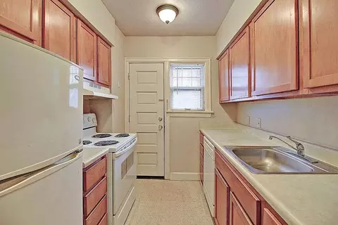 1160 N Emporia Ave, Wichita, KS 67214