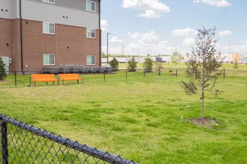 10712 S 15th St, Bellevue, NE 68123